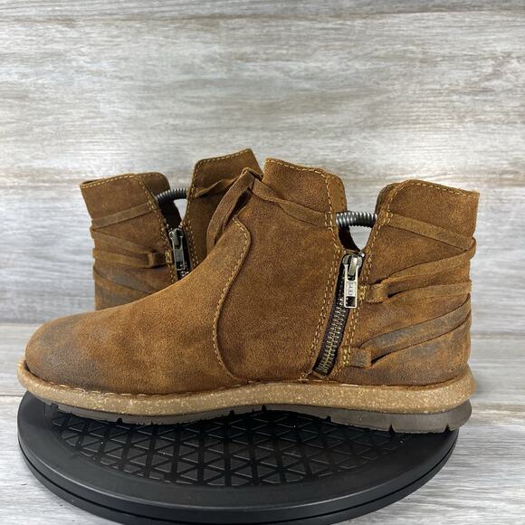 Born Women’s Wynter II Brown Suede Ankle Booties Size 11 M - Picture 8 of 10